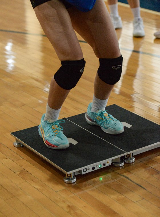 Athlete on a force plate during a countermovement jump